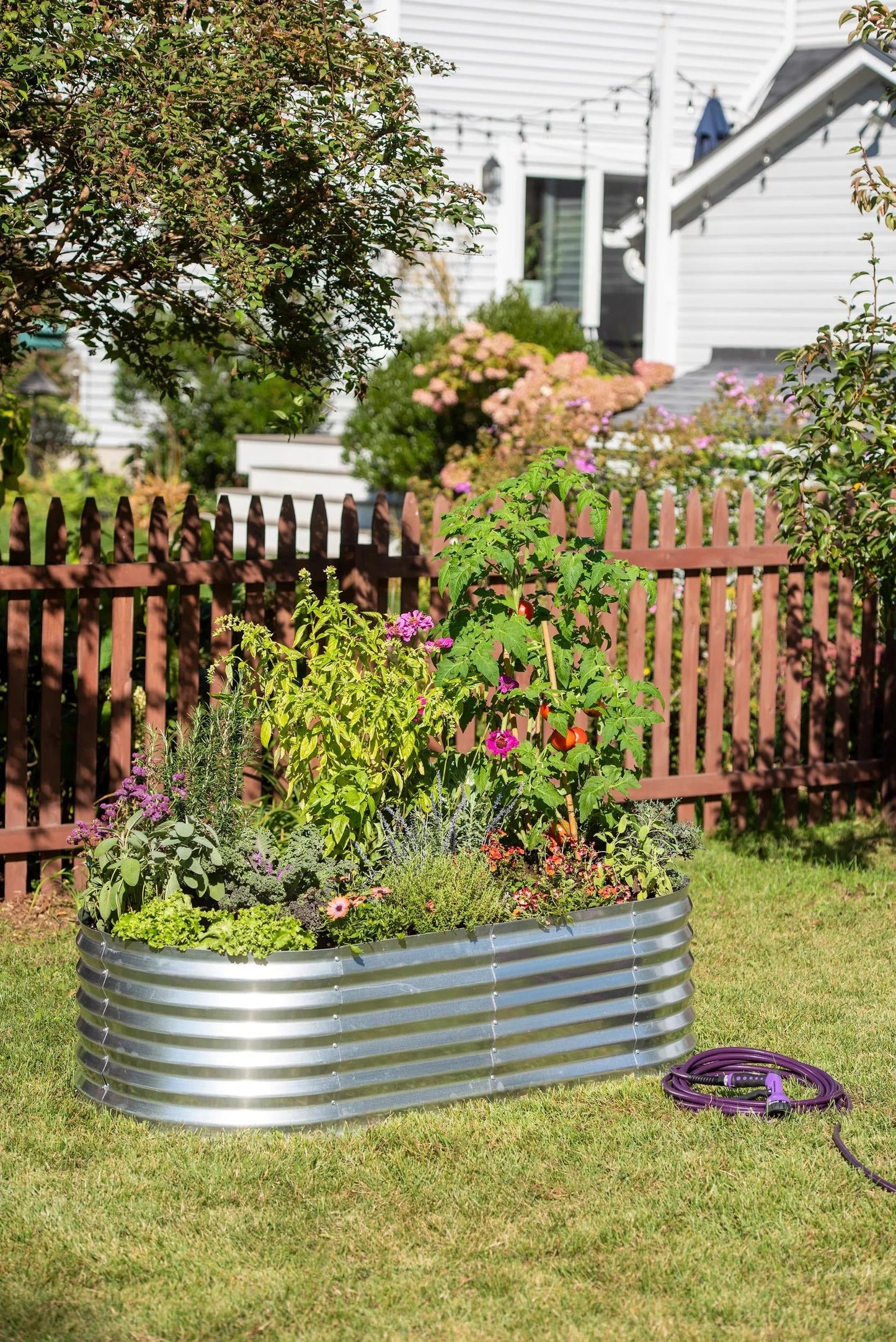 Oval Metal Raised Bed (17.75" D)