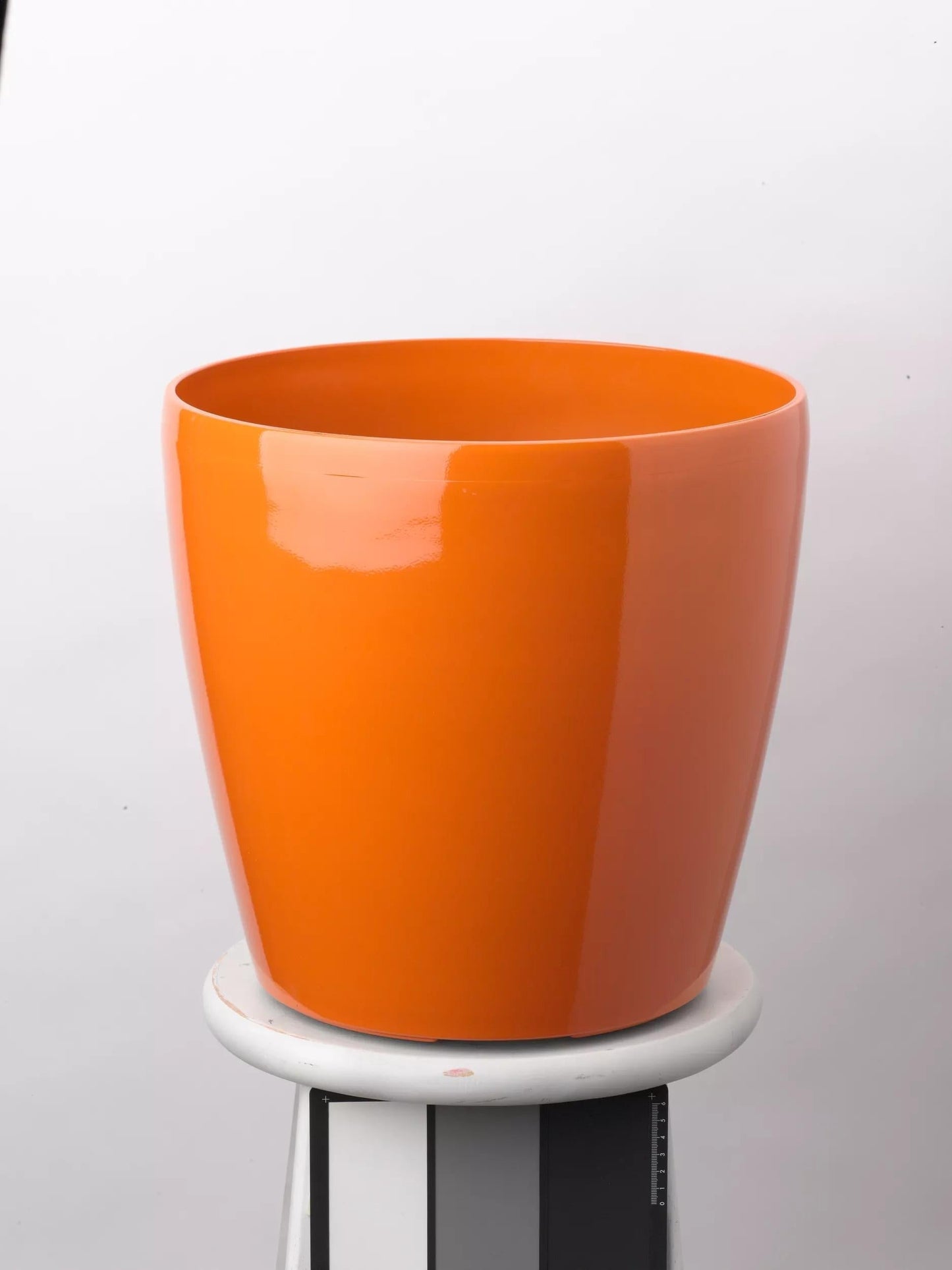VivaTM Round Self-Watering Rolling Planter, 14" Diameter