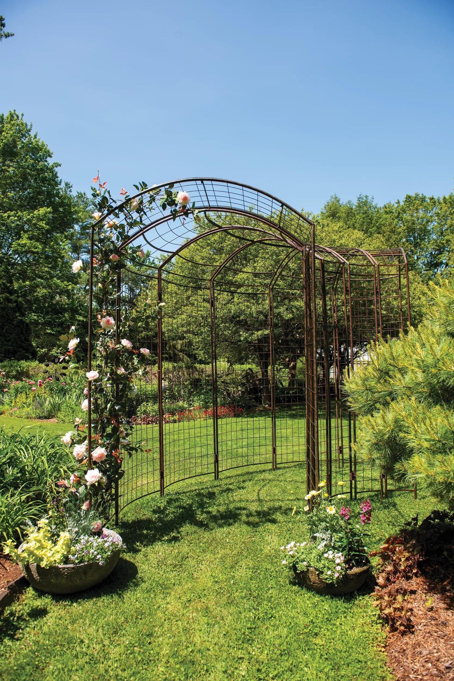 JardinTM Meandering Arch