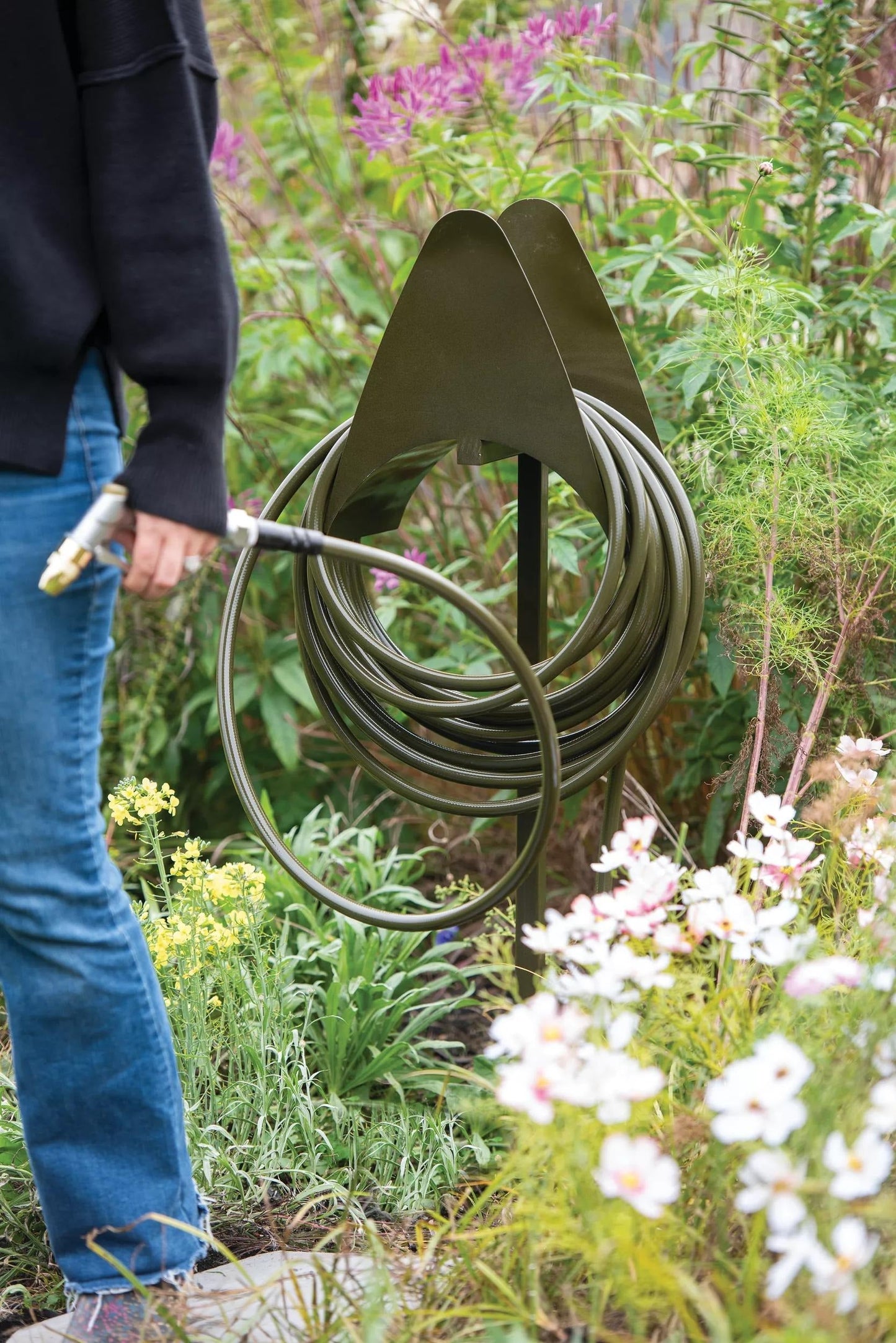 Signature Hose Butler