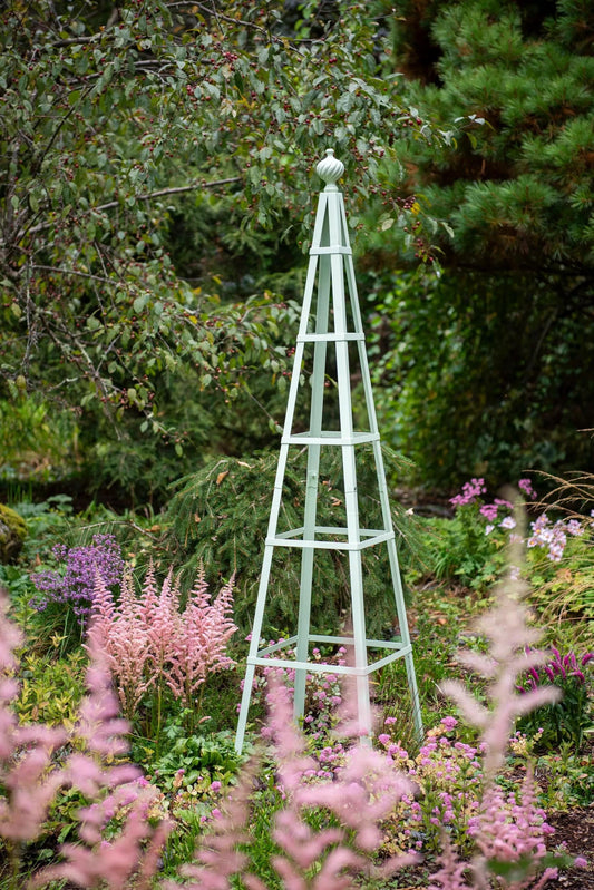 Oxford Pyramid Trellis